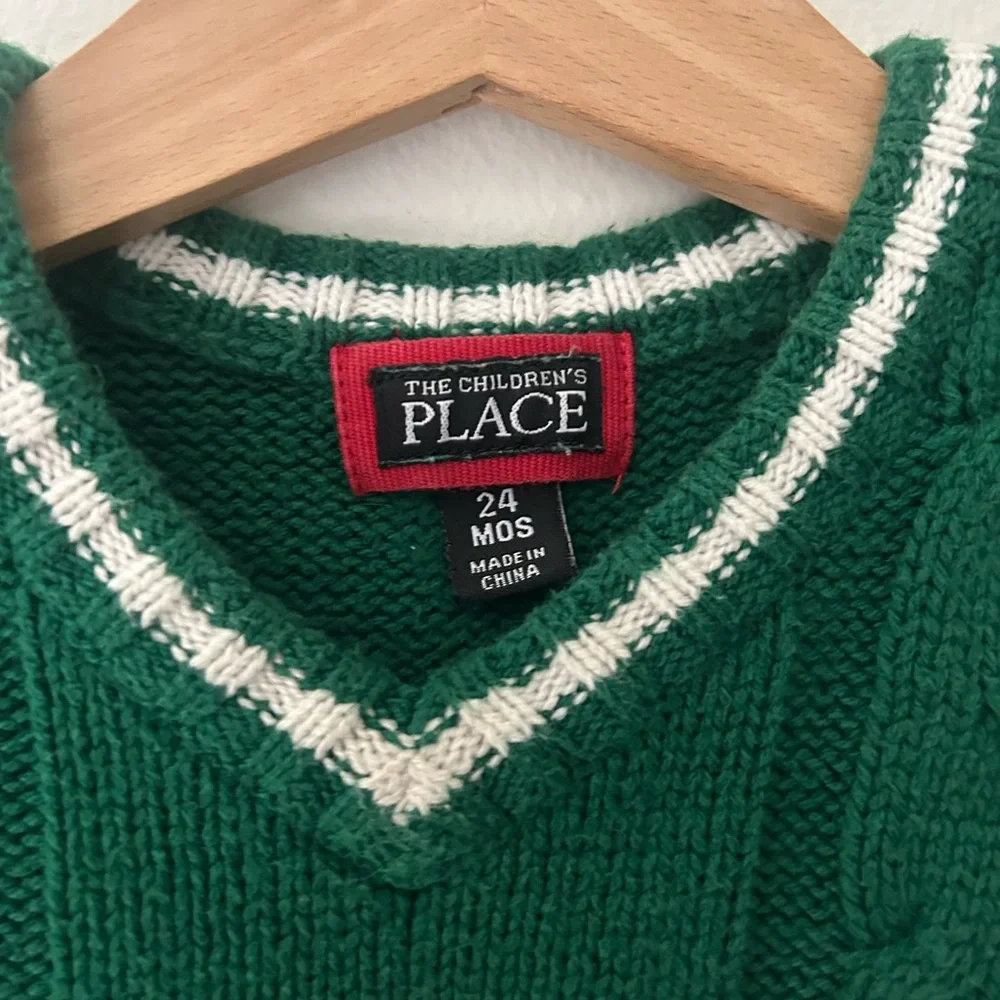 The Children's Place 24 Months VNeck Cable Knit Green Vest with White Trim
